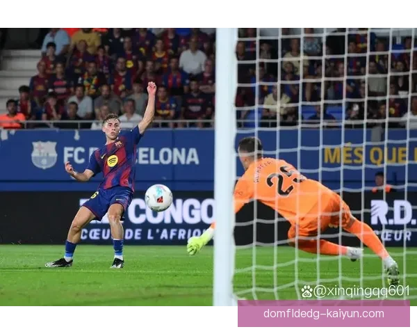 西甲球队在欧冠赛场表现稳定，状态回暖值得关注。