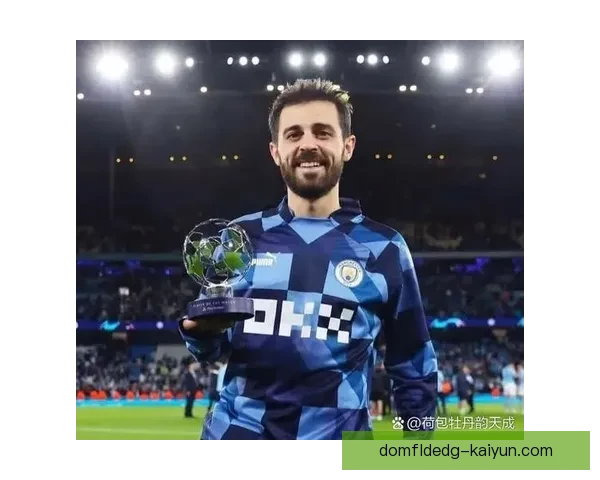 维拉中场组织能力不断提升，球队表现备受关注