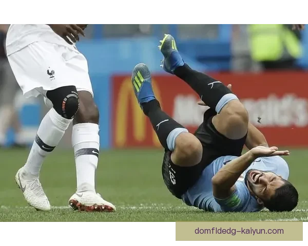 乌拉圭队中路渗透能力持续提升，进攻组织更显流畅